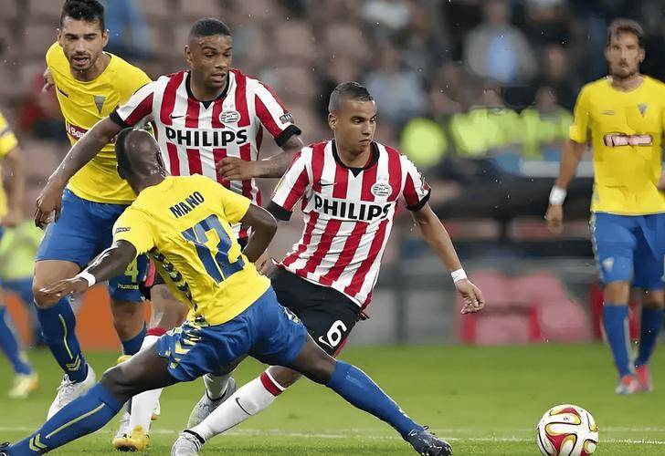 关于赛前葡超焦点战；俄克拉荷马雷霆造点机会；气氛紧张；高层口径保持一致的信息